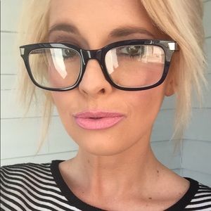 Meet your Posher, Ashton